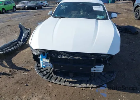 2025 Ford Mustang Ecoboost Premium Fastback z USA, uszkodzony, nr VIN 1FA6P8THXS5124746